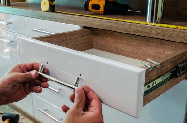 Drawer Handles Replacement in Longview